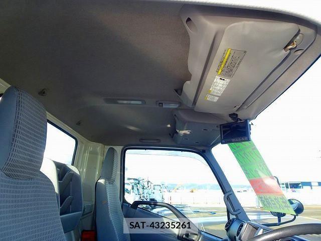 Hino DUTRO 2016-02 635411-13