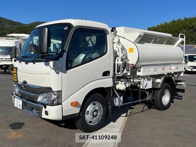 Hino DUTRO 2022-02 535190-3