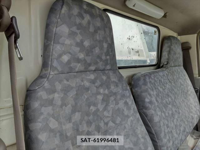 Hino DUTRO 2007-12 865012-19