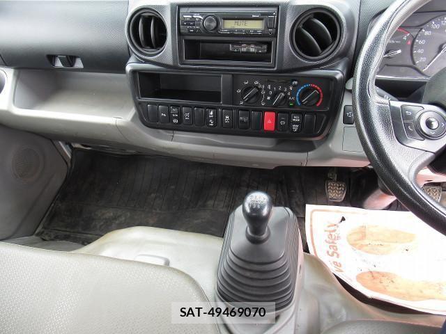 Hino DUTRO 2020-08 1095854-9