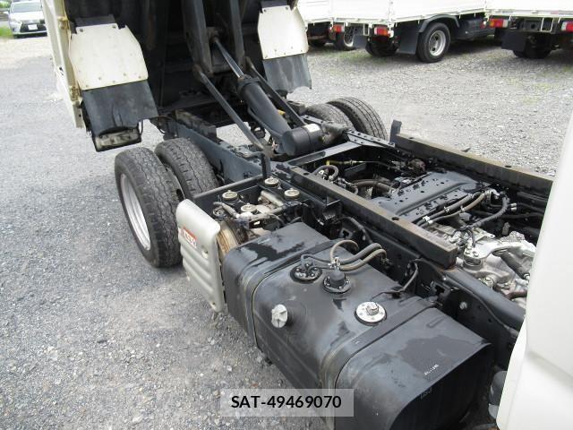Hino DUTRO 2020-08 1095854-14