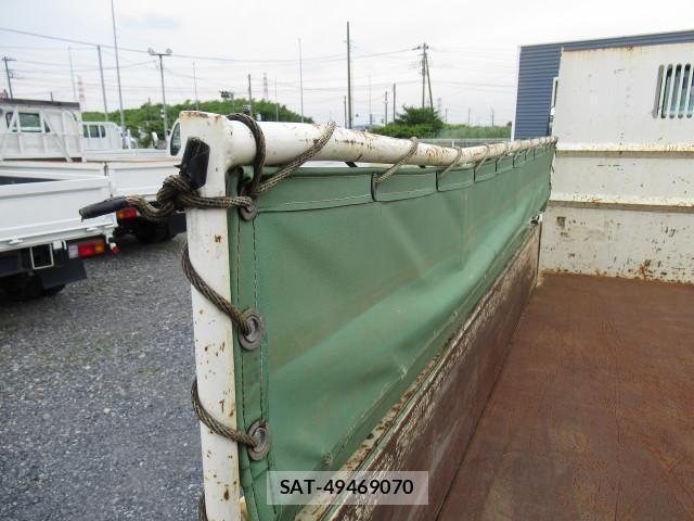 Hino DUTRO 2020-08 1095854-19