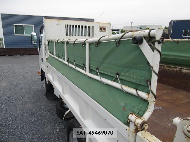 Hino DUTRO 2020-08 1095854-20