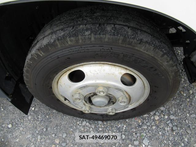 Hino DUTRO 2020-08 1095854-27