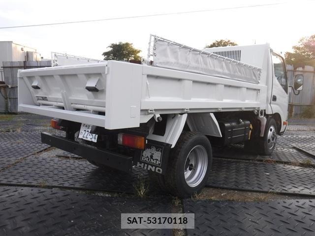 Hino DUTRO 2016-09 695533-2