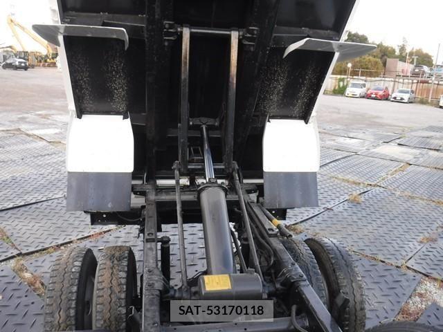 Hino DUTRO 2016-09 695533-13