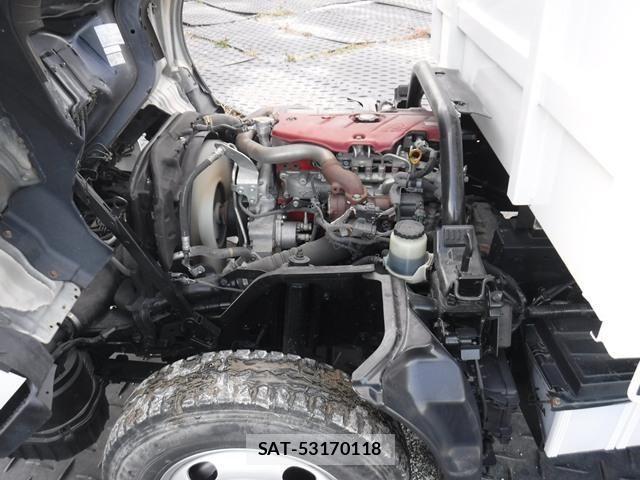 Hino DUTRO 2016-09 695533-25