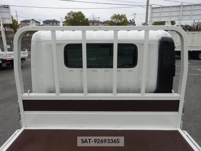 Hino DUTRO 2024-01 816912-11