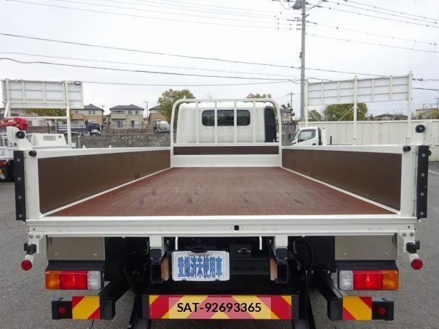 Hino DUTRO 2024-01 816912-12