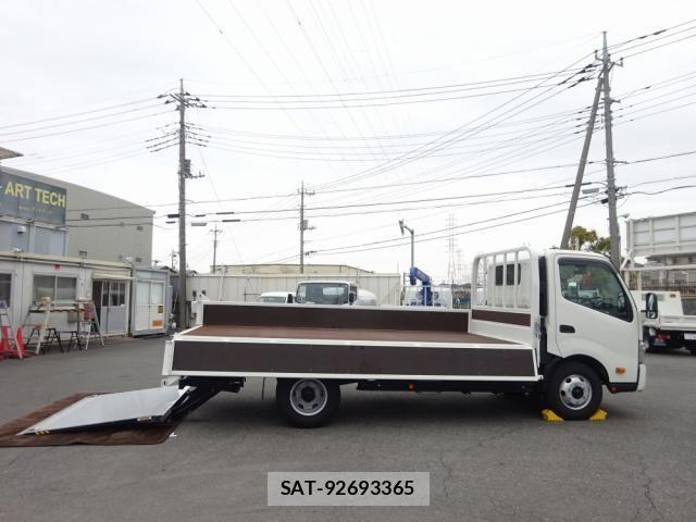 Hino DUTRO 2024-01 816912-17