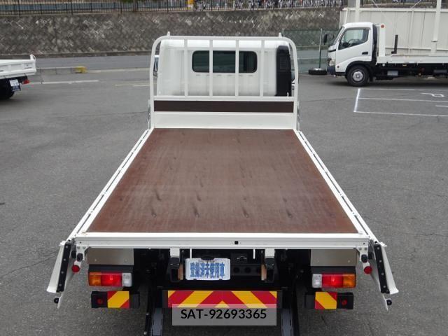 Hino DUTRO 2024-01 816912-20