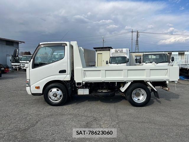 Hino DUTRO 2013-10 766440-8
