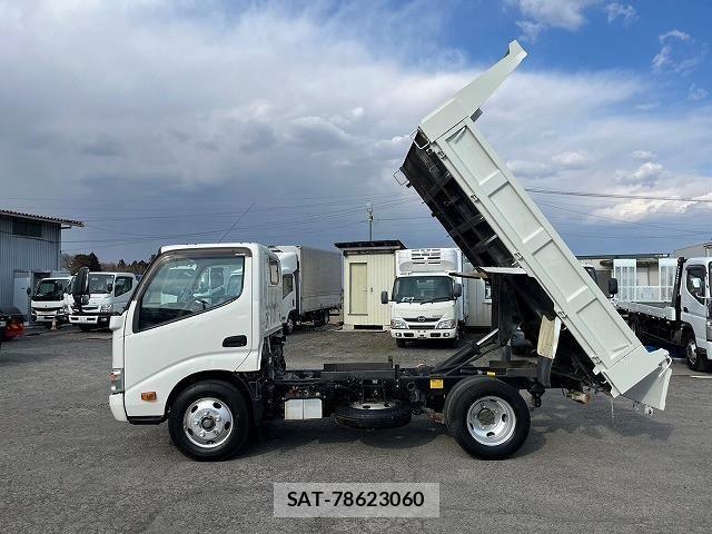Hino DUTRO 2013-10 766440-13