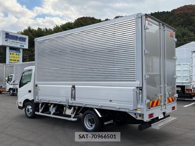 Hino DUTRO 2024-06 1172366-1