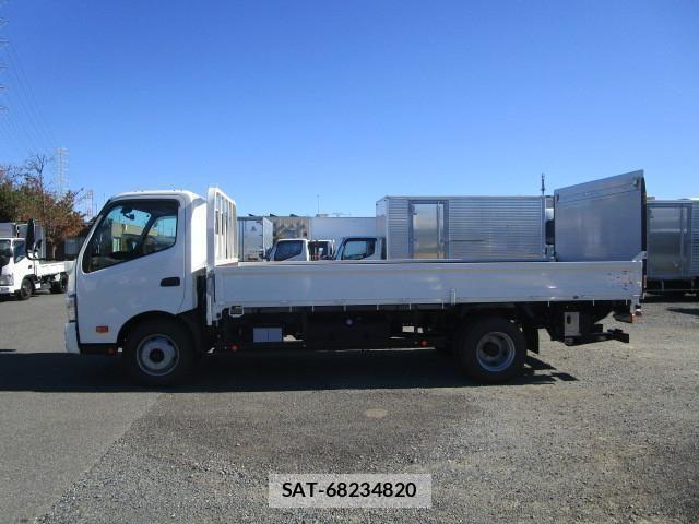 Hino DUTRO 2023-10 534715-4