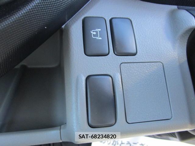 Hino DUTRO 2023-10 534715-16