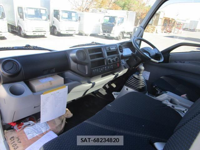 Hino DUTRO 2023-10 534715-23