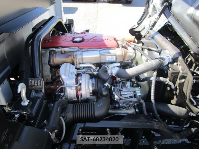 Hino DUTRO 2023-10 534715-27