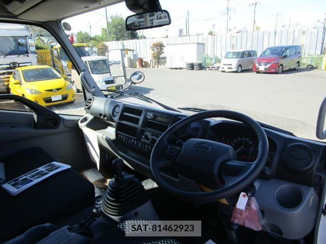 Hino DUTRO 2020-08 534721-10