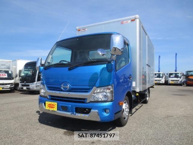 Hino DUTRO 2019-03 1218262-0