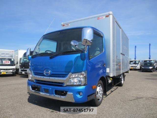 Hino DUTRO 2019-03 1218262-2