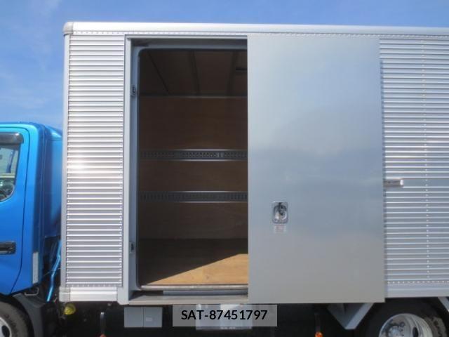 Hino DUTRO 2019-03 1218262-10