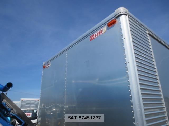 Hino DUTRO 2019-03 1218262-18