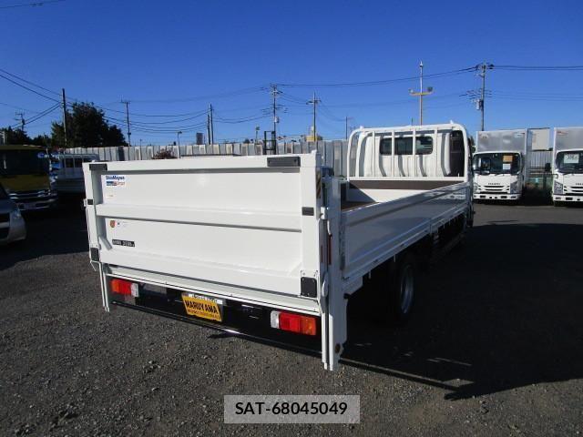 Hino DUTRO 2023-11 792616-3