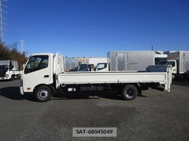 Hino DUTRO 2023-11 792616-4