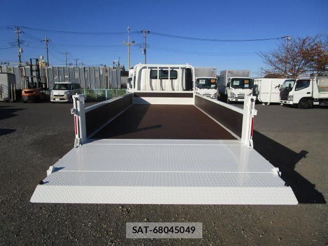 Hino DUTRO 2023-11 792616-8