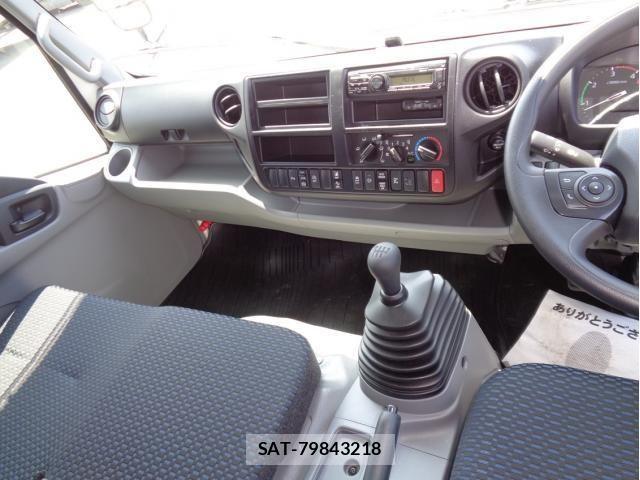 Hino DUTRO 2025-01 1160173-18