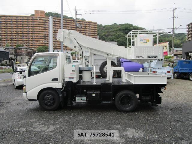 Hino DUTRO 2006-02 534687-3