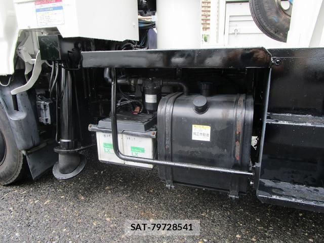 Hino DUTRO 2006-02 534687-4
