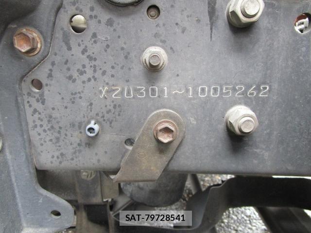 Hino DUTRO 2006-02 534687-15