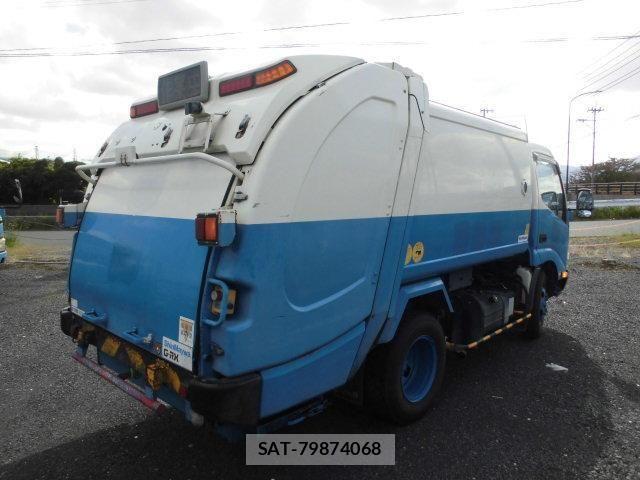 Hino DUTRO 2022-06 535086-2