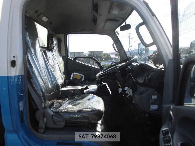 Hino DUTRO 2022-06 535086-26