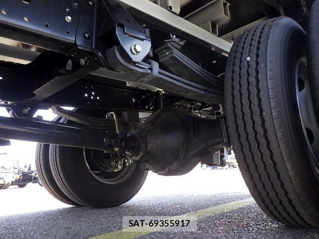 Hino DUTRO 2017-01 534866-26