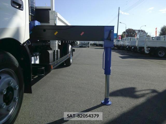 Hino DUTRO 2025-04 1554041-13