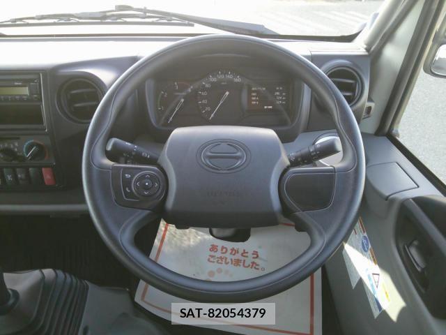 Hino DUTRO 2025-04 1554041-15