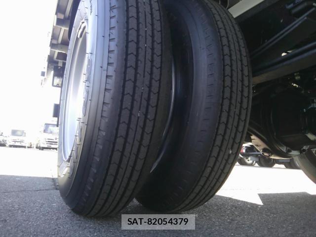 Hino DUTRO 2025-04 1554041-26