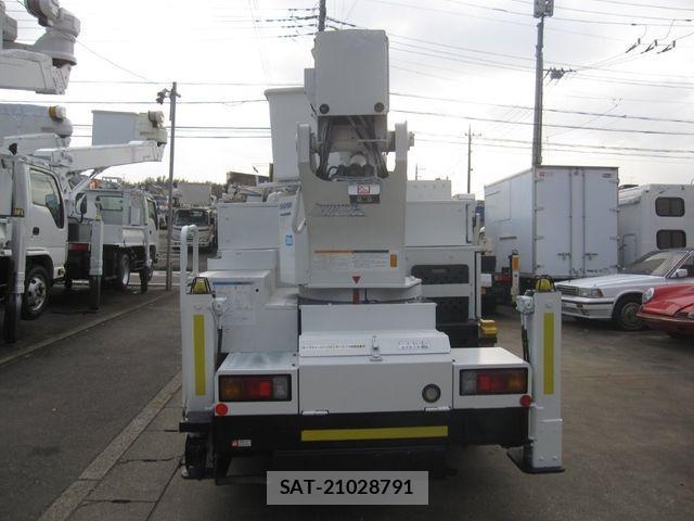 Hino DUTRO 2011-03 1585305-5