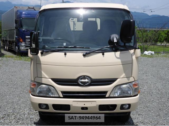 Hino DUTRO 2013-12 443542-1