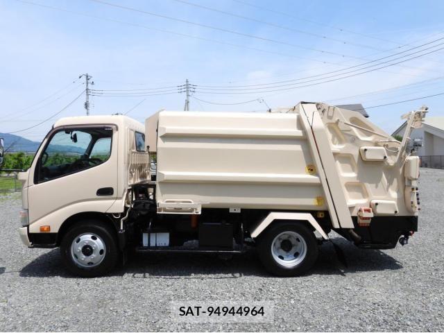 Hino DUTRO 2013-12 443542-6