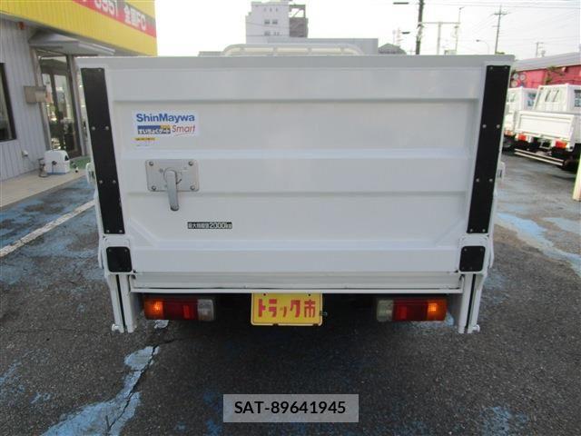 Hino DUTRO 2019-10 1624572-4