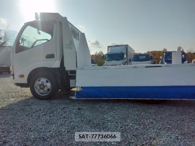 Hino DUTRO 2015-12 1659506-19