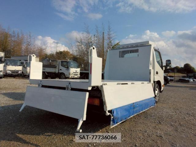 Hino DUTRO 2015-12 1659506-22