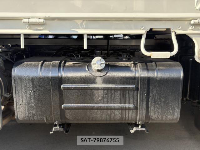 Hino DUTRO 2020-08 1742291-18