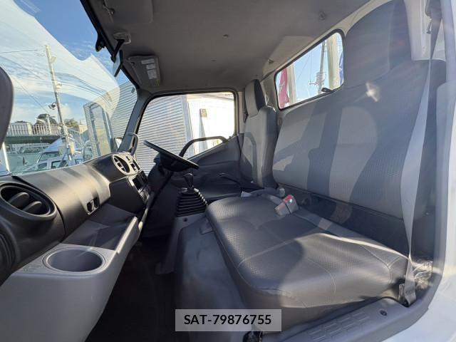 Hino DUTRO 2020-08 1742291-24