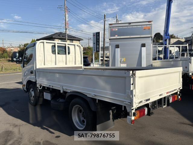 Hino DUTRO 2020-08 1742291-3