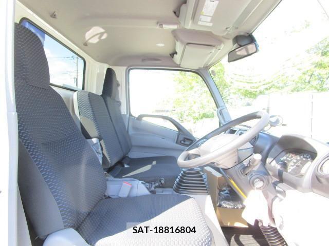 Hino DUTRO 2024-10 1742195-11